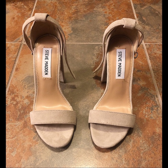 Steve Madden Shoes - **SOLD** Steve Madden Heels 🌼